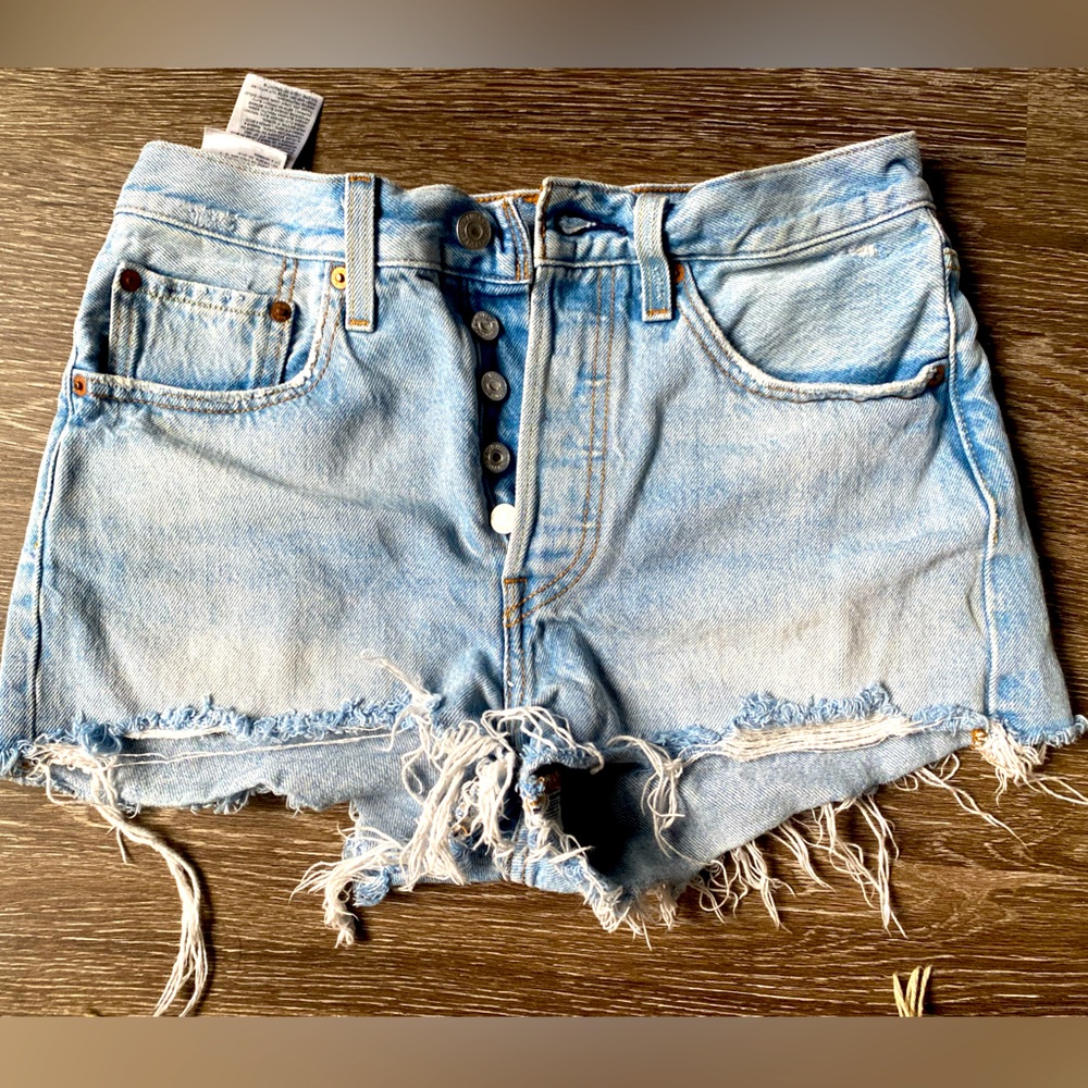 Levi’s 501 denim shorts